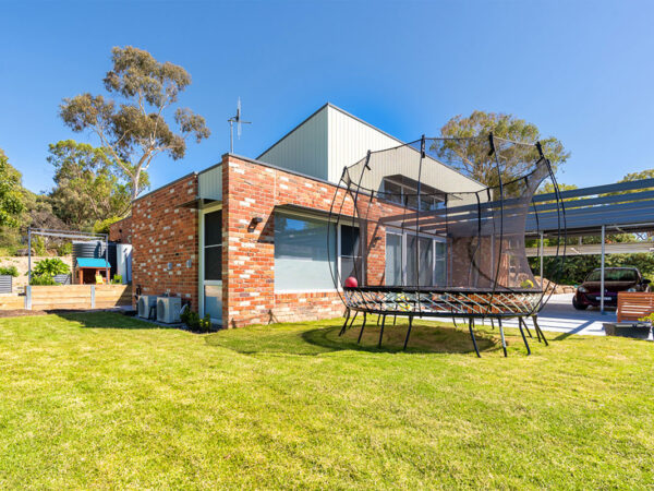 Greenvale-St-Fisher (14) Greenvale-St-Fisher (14)