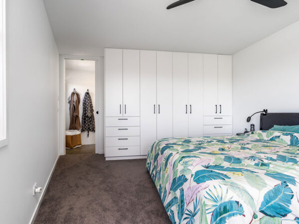 Somerset-St-Duffy (3) Somerset-St-Duffy (3)