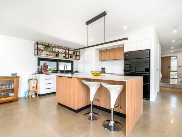 Somerset-St-Duffy (4) Somerset-St-Duffy (4)