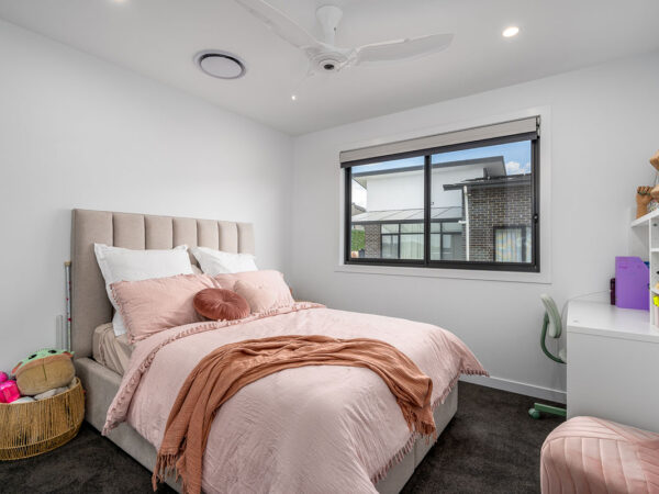 Thwaites-Cres-Wright (24) Thwaites-Cres-Wright (24)